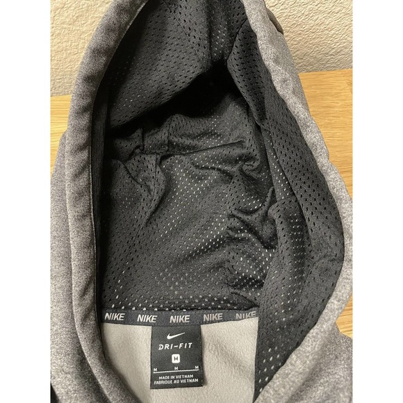 Nike Men’s pullover Hoodie Dri-Fit Sweater‎ Size M - Picture 6 of 9
